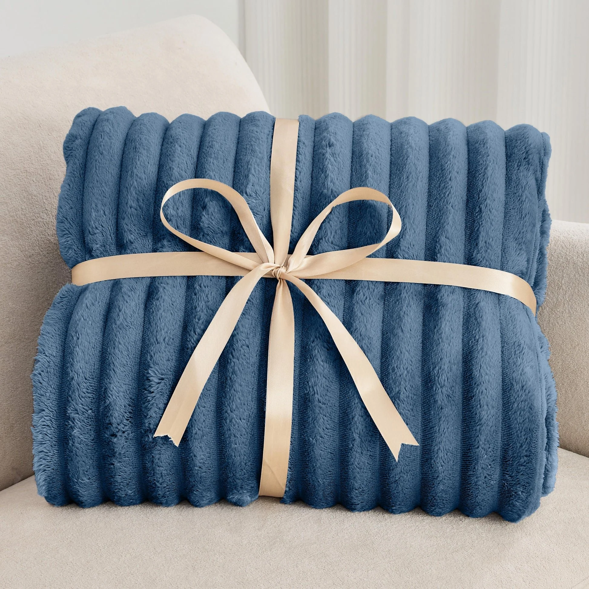 ⛄2026 Hot Sale 🔥Popular Thickened Plush Nap Blanket - Image 27